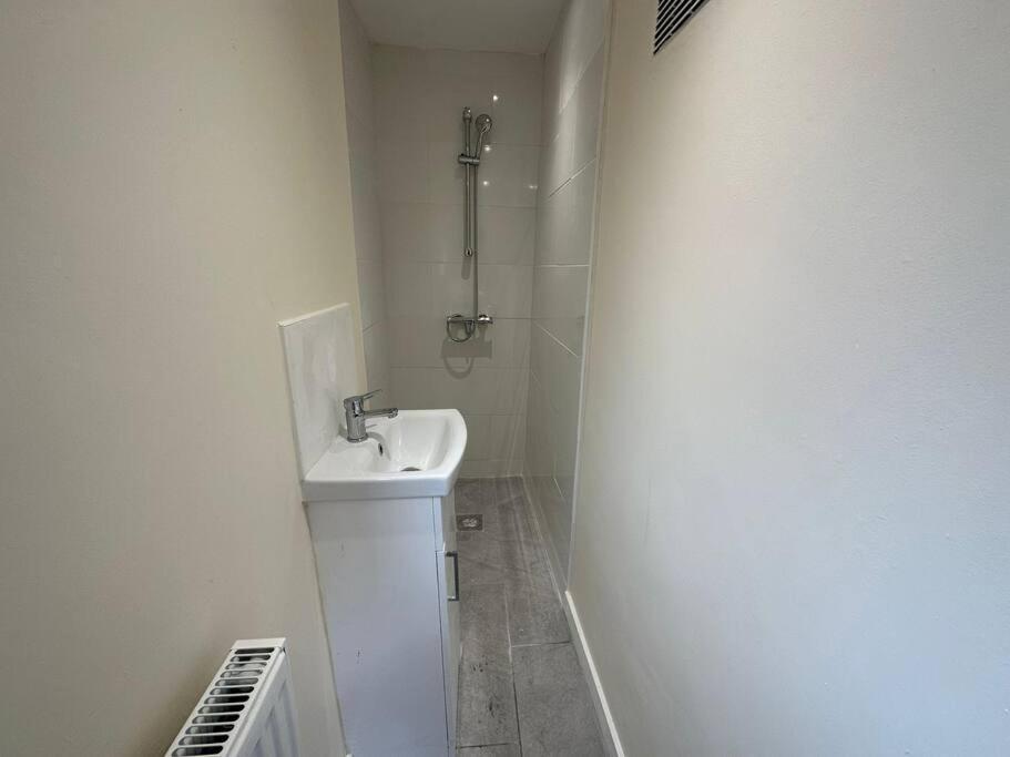 Big 3 Bedroom London House With 2 Bathroom Plumstead (Greater London) Exterior foto