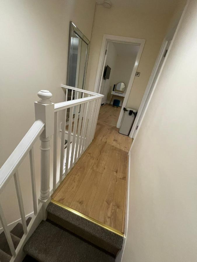Big 3 Bedroom London House With 2 Bathroom Plumstead (Greater London) Exterior foto